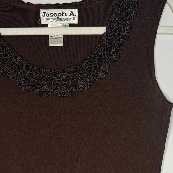 VINTAGE BROWN KNIT TANK W/ CROCHET COLLAR - Picture 11 of 11
